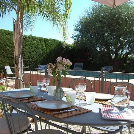 Provencale 4 Etoiles - Piscine & Jardin Zen Appartement